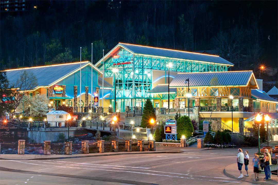 Start Planning Your Vacation to Gatlinburg.