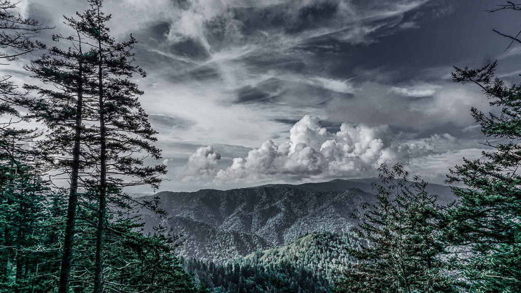 Sell Gatlinburg To A Skeptic by taking them to the vast foothills and mountains that make up the beautiful Gatlinburg