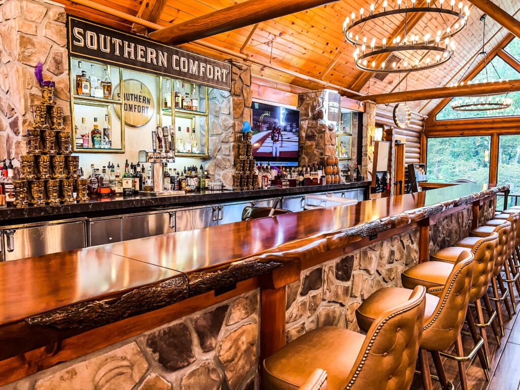 Southern Comfort Bar In WG Smoky Mtns