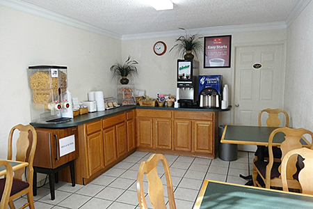 Econo Lodge Coffee 450×300