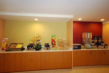 Quality Inn Historic East- Busch Garden Area Coffee 450×300