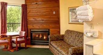 Creekstone_fireplace