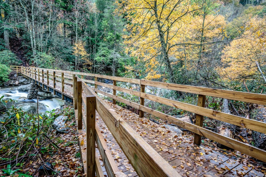 Great-smoky-mountains-national-park-bridge-to-chimney-tops-trail-gatlinburg-pigeon-forge-tn