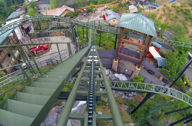 Dollywood-1