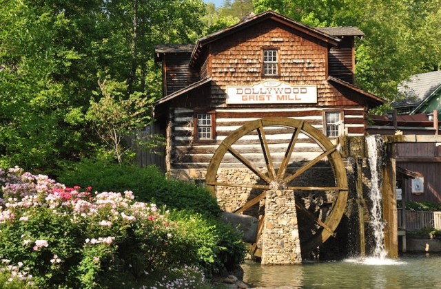 Dollywood-2