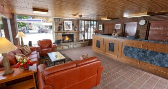 Wild-bear-inn-lobby
