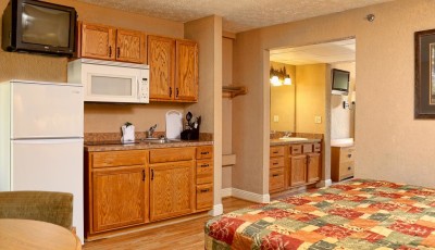 Creekstone-Inn-kitchenette