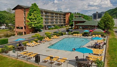 Creekstone-Inn-Pool
