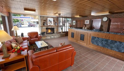 Wild-Bear-Inn-3