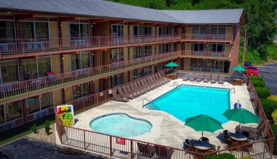 Wild-Bear-Inn-7